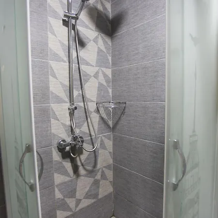 T-square ホテル 2*