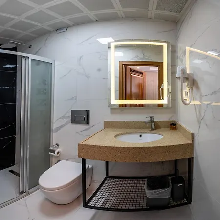 فندق سكن تي-سكوير