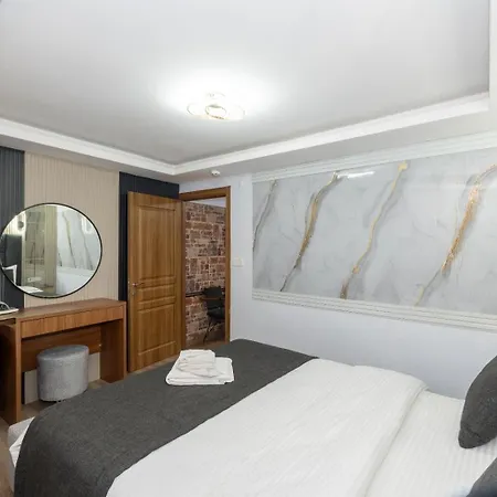 Hotel T-square 2*